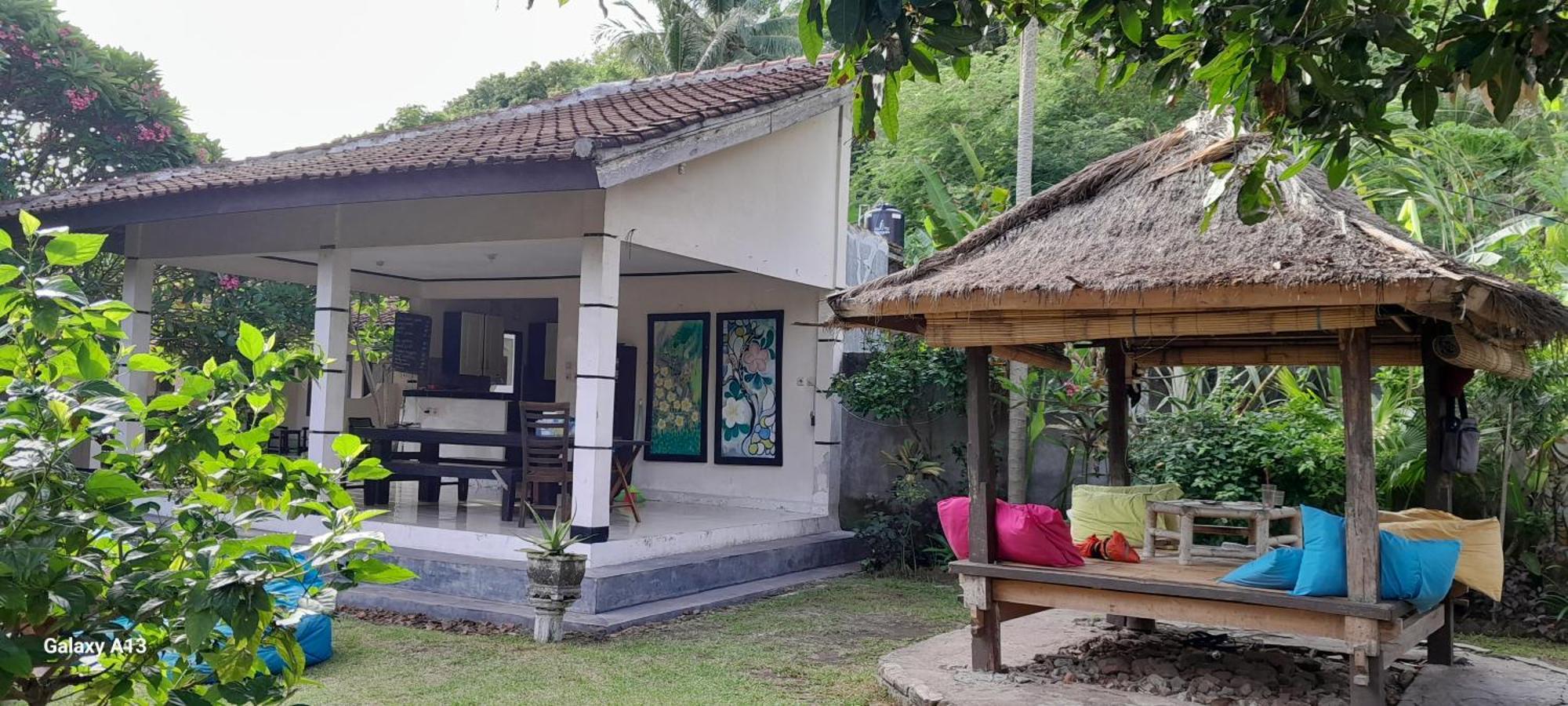 Indah Homestay And Cooking Classes Senggigi Exterior foto